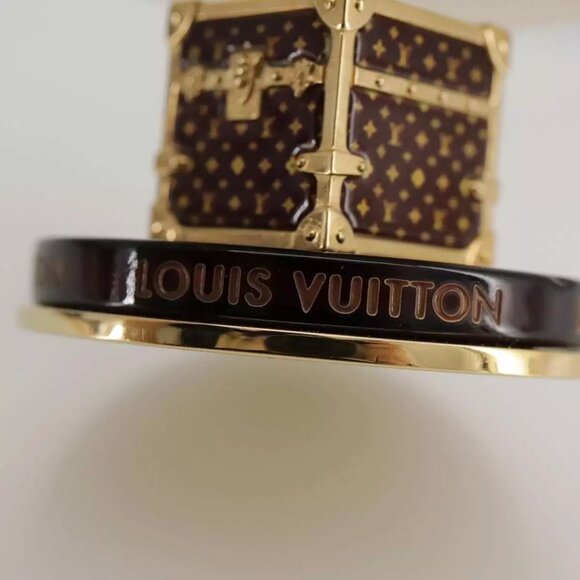 LOUIS VUITTON Bijoux Sac Carrousel Charm metal Gold M66782 LV Auth - Picture 10 of 16